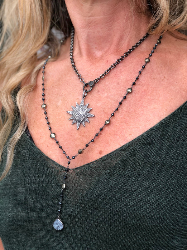 Mama Loves Jewelry.