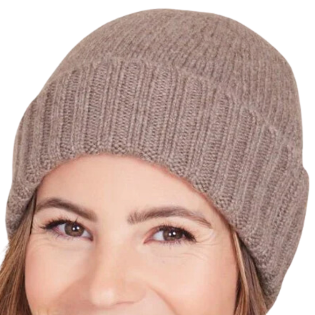 Stella Cashmere Beanie in Walnut