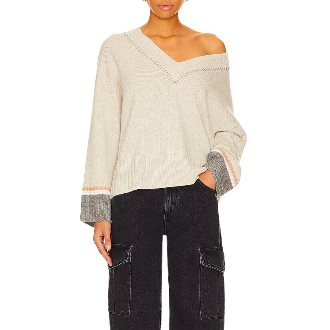 Oversized V With Crochet Details in Mojave/Neutral Combo