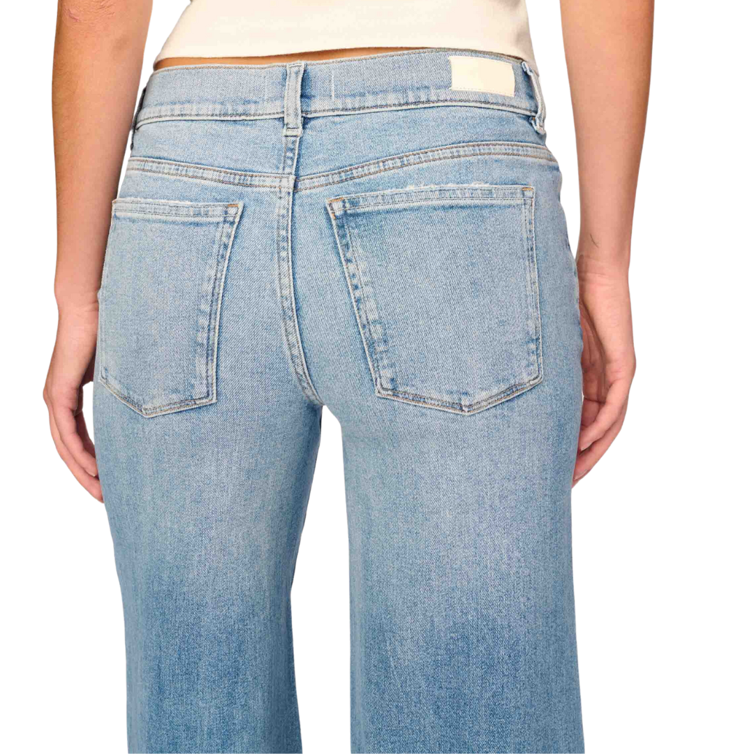 Hepburn Wide Leg Low Rise 32" Jeans in Ravello Cuffed