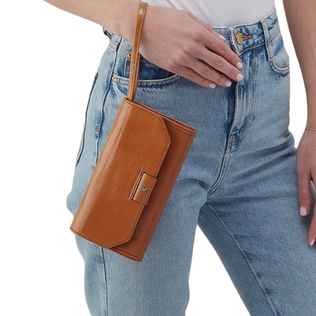 Romy Wallet Crossbody in Truffle