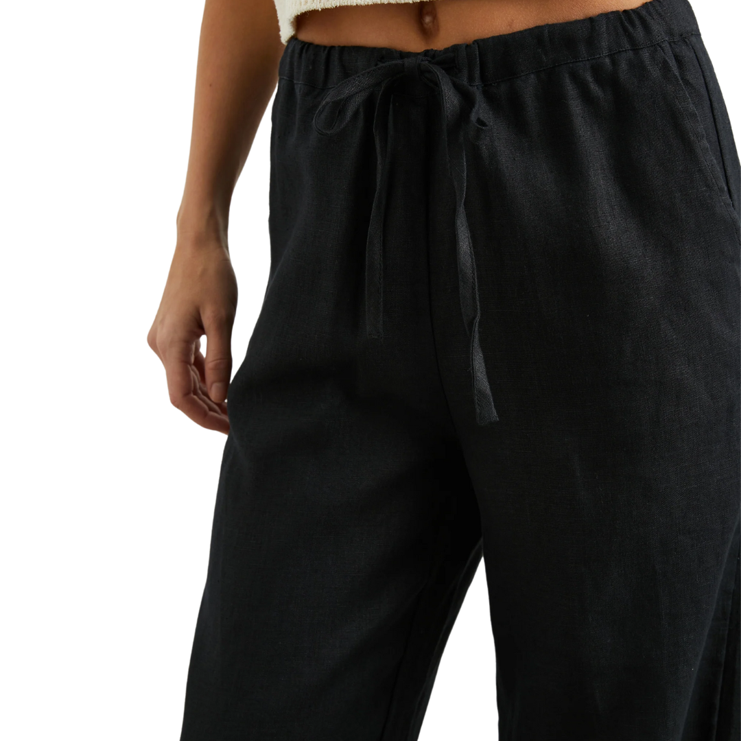 Emmie Pant in Black