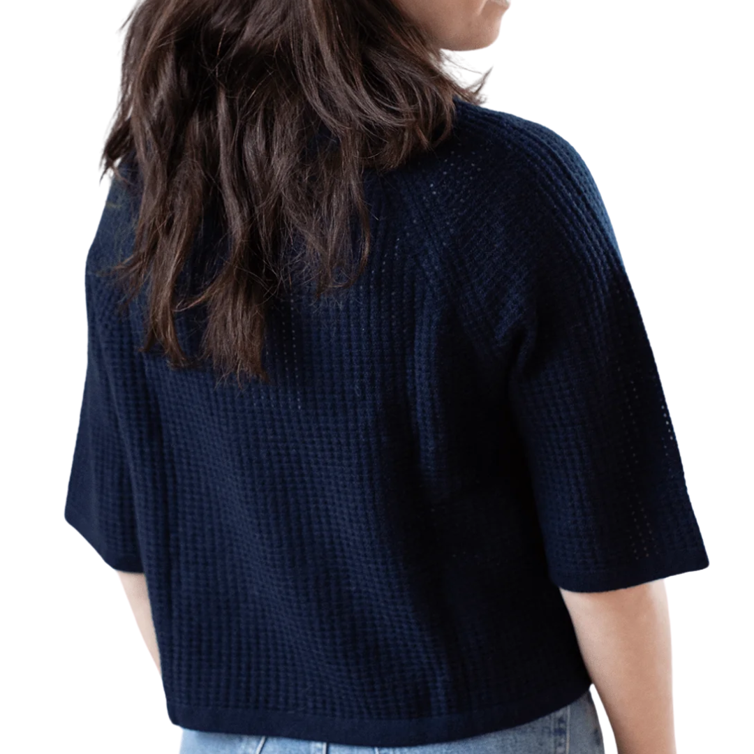 Short Sleeve Mesh Raglan Crew in Navy