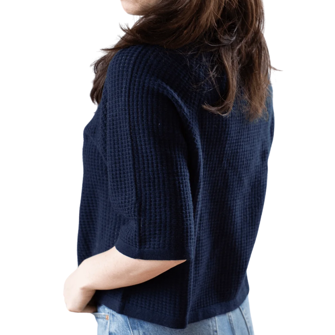 Short Sleeve Mesh Raglan Crew in Navy