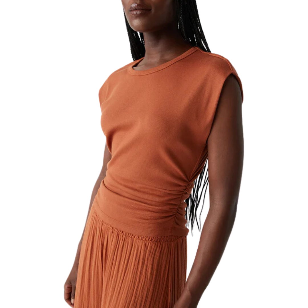 Joni Power Shoulder Tee in Toffee
