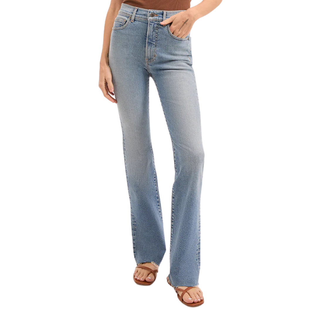 Cameron Raw Hem Bootcut Jean in Riviera Breeze