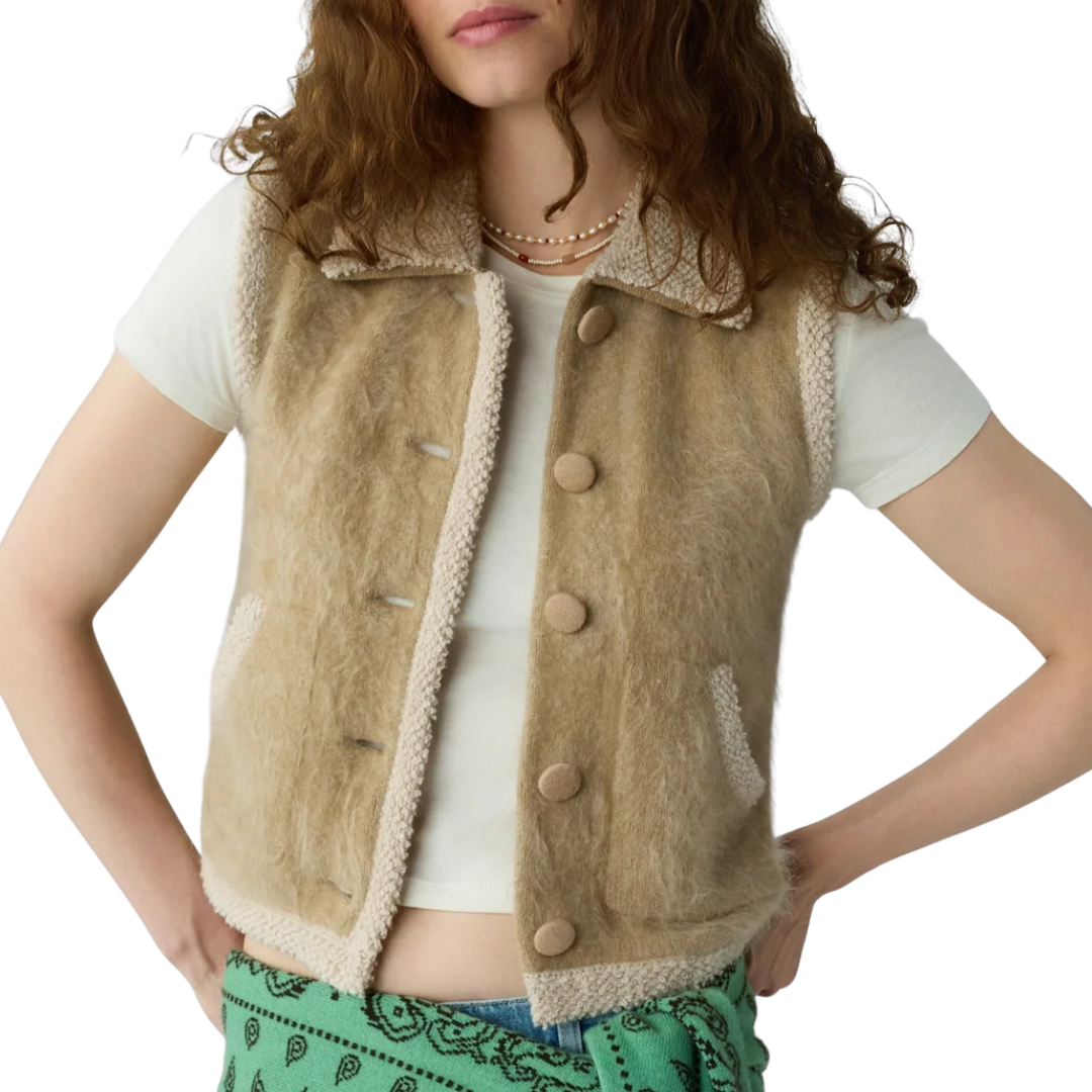 Grizzly Wrangler Vest in Camel