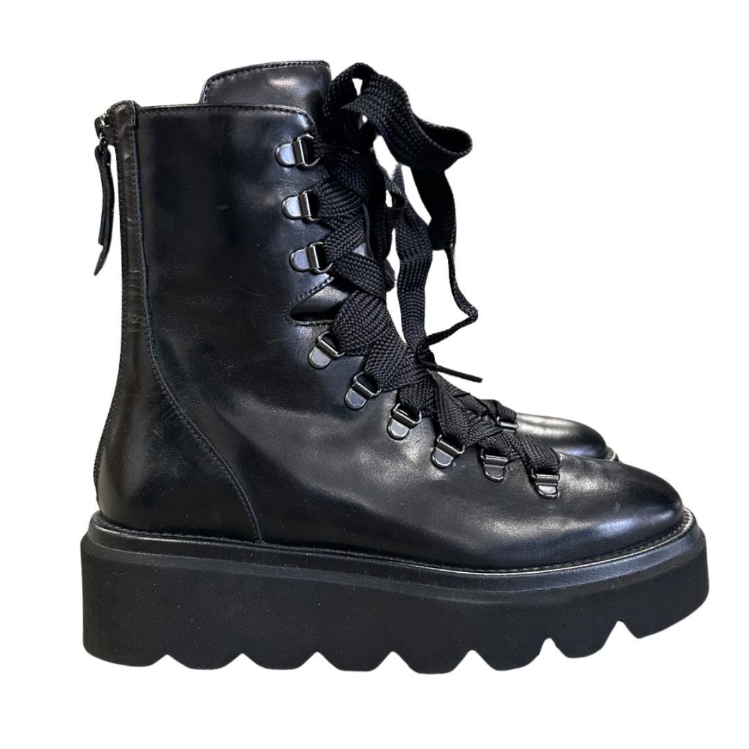 Greno Lace-Up Boot in Black