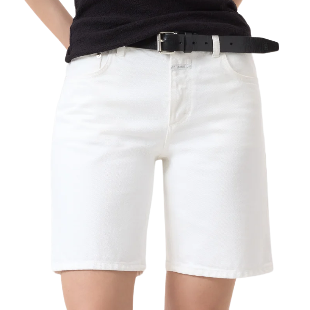 Jinnie Shorts in White