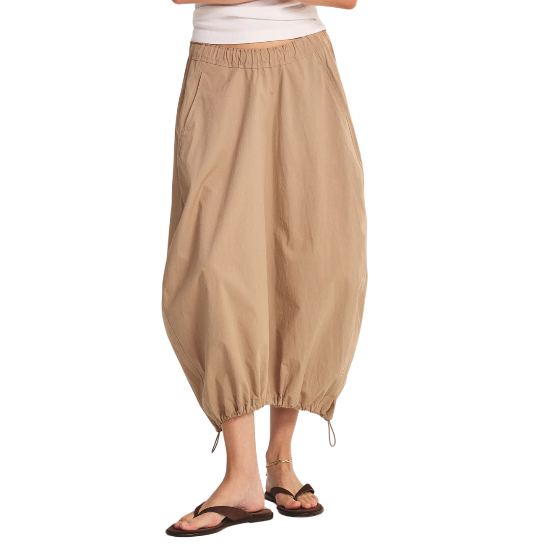 Hollis Skirt in Sahara