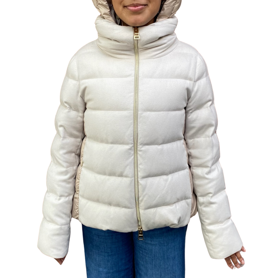 Down Puffy Silk/Cashmere Jacket in Chantilly