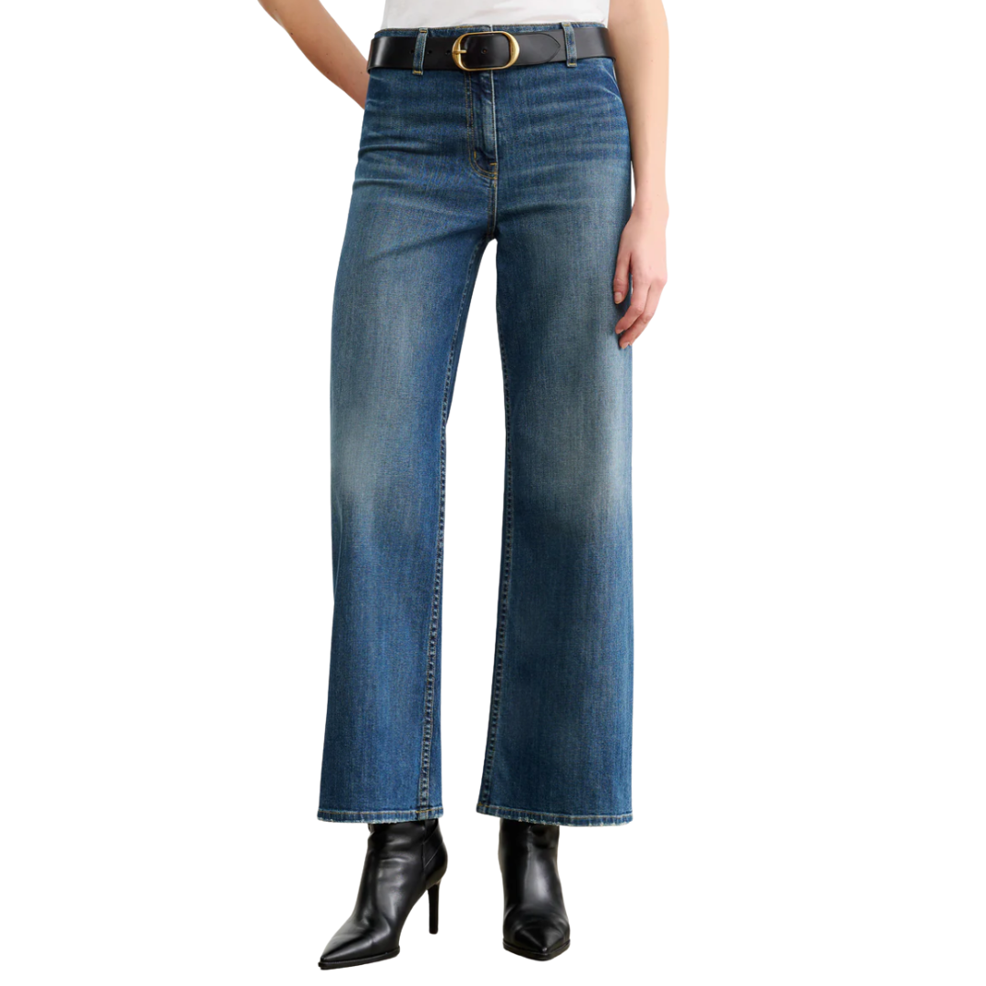 Megan Jean in Classic Wash