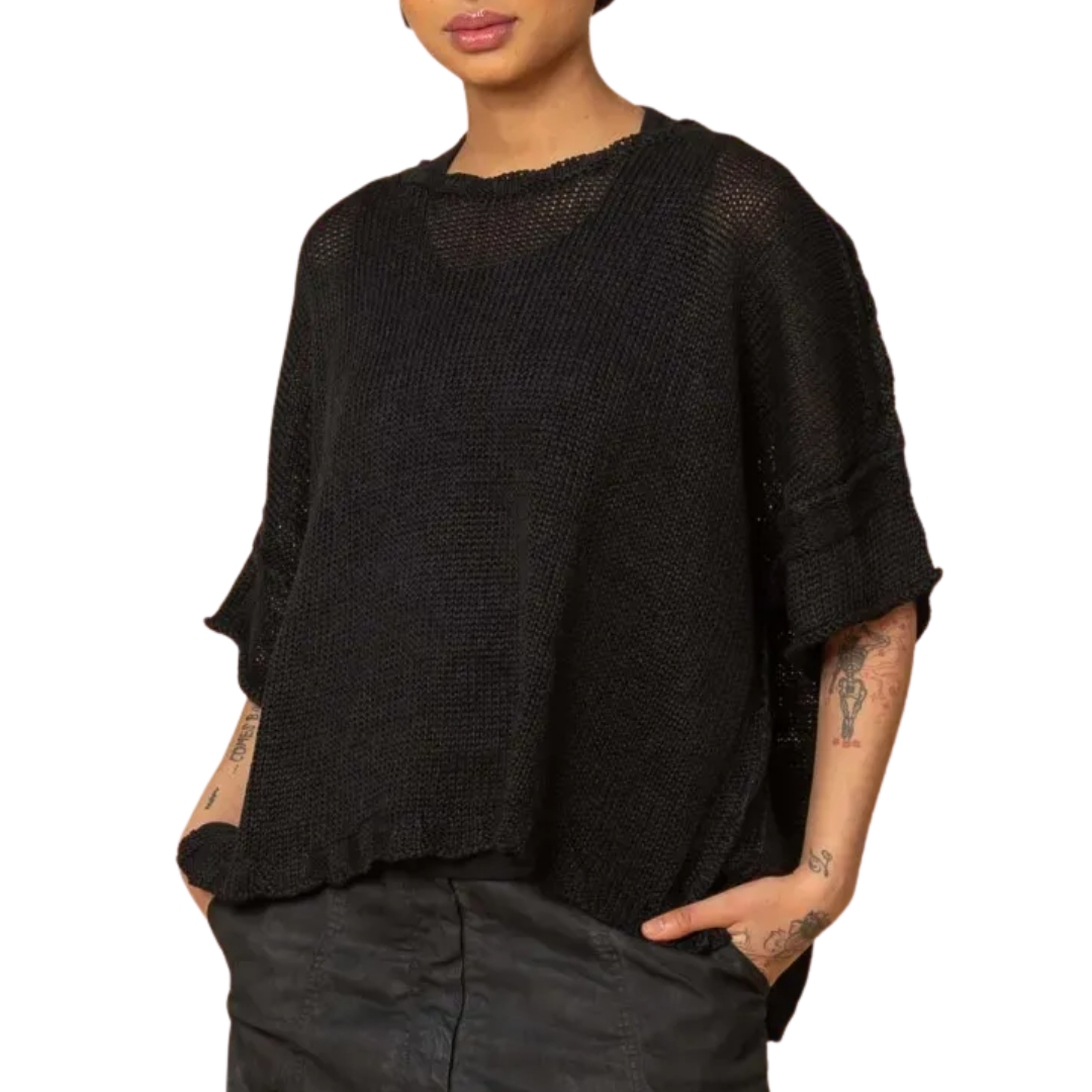 Short Sleeve Knit Pullover in Black