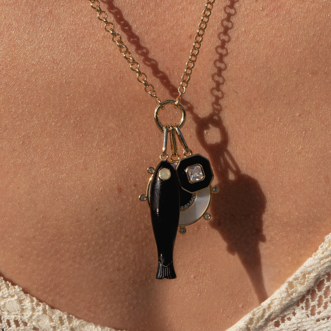 Fortuna Fish in Onyx