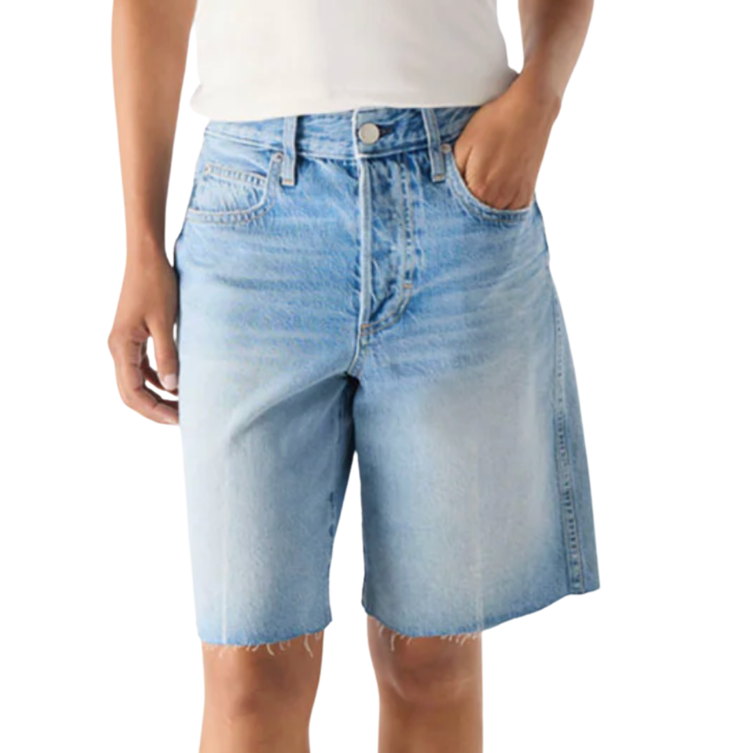 Steph Short in Breeze