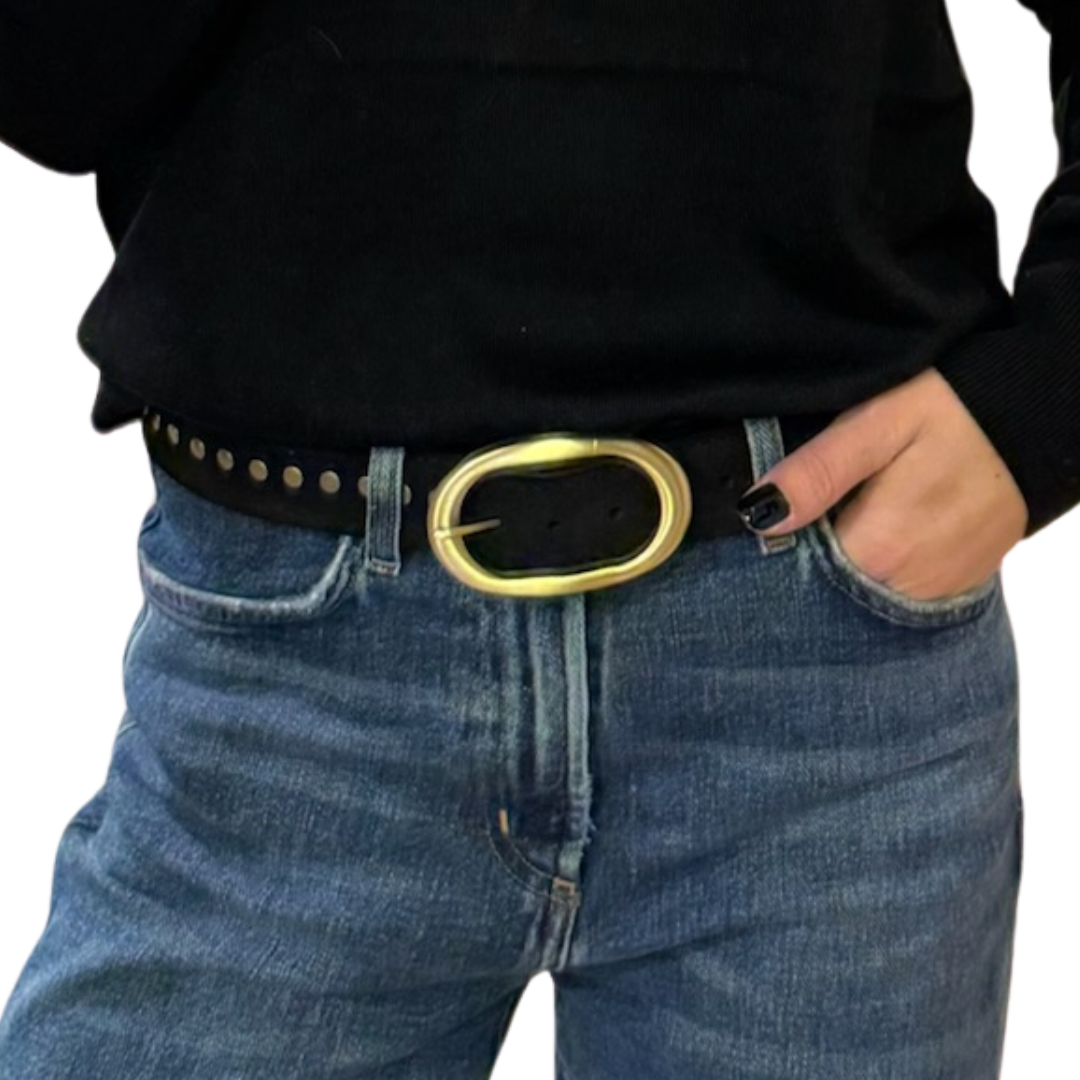 Oval Classic Studded in Black