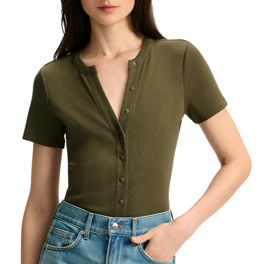 Dilia Top in Cypress