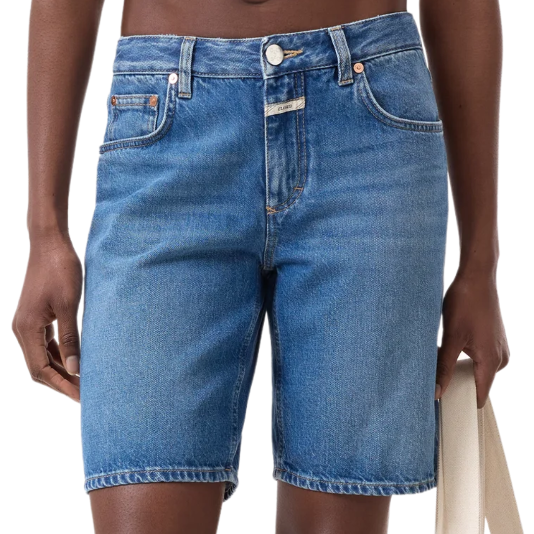 Jinnie Shorts in Mid Blue