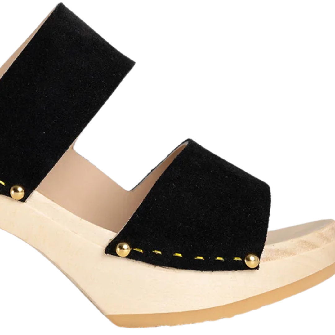 Yoyo Clog in Velvet Noir