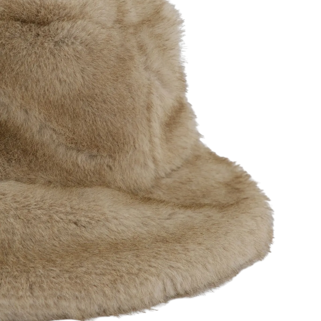 Mink-Effect Fur-Touch Hat in Tocco