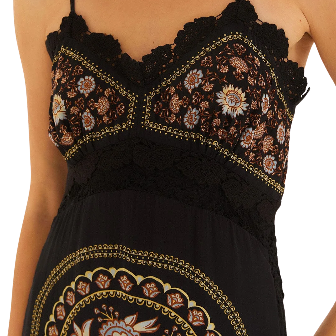 Lace Sleeveless Midi Dress in Daniela Black