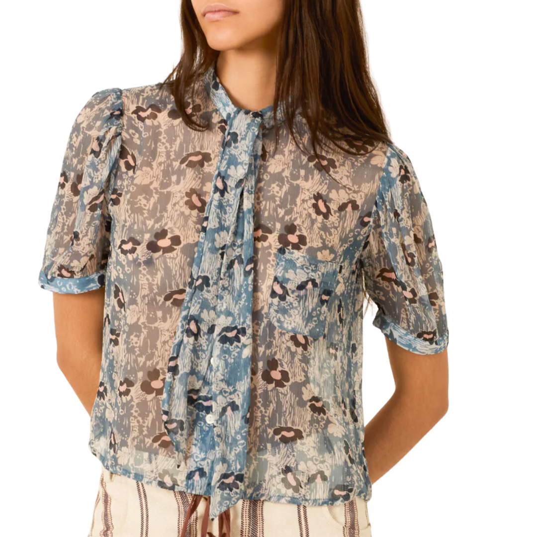 Chance Water Flower Shirt in Medium Blue