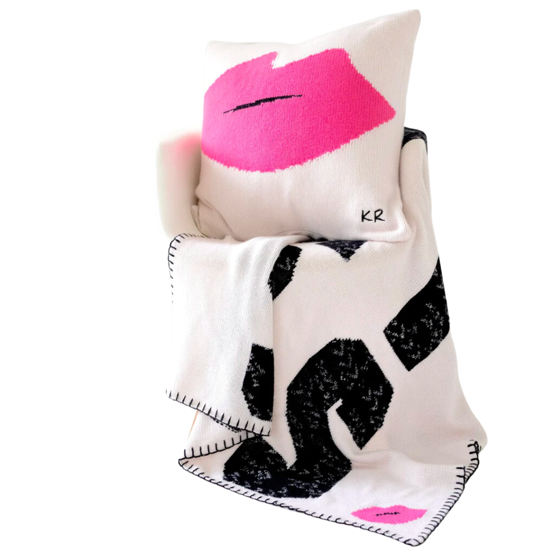 Xoxo Sweater Pillow in Natural