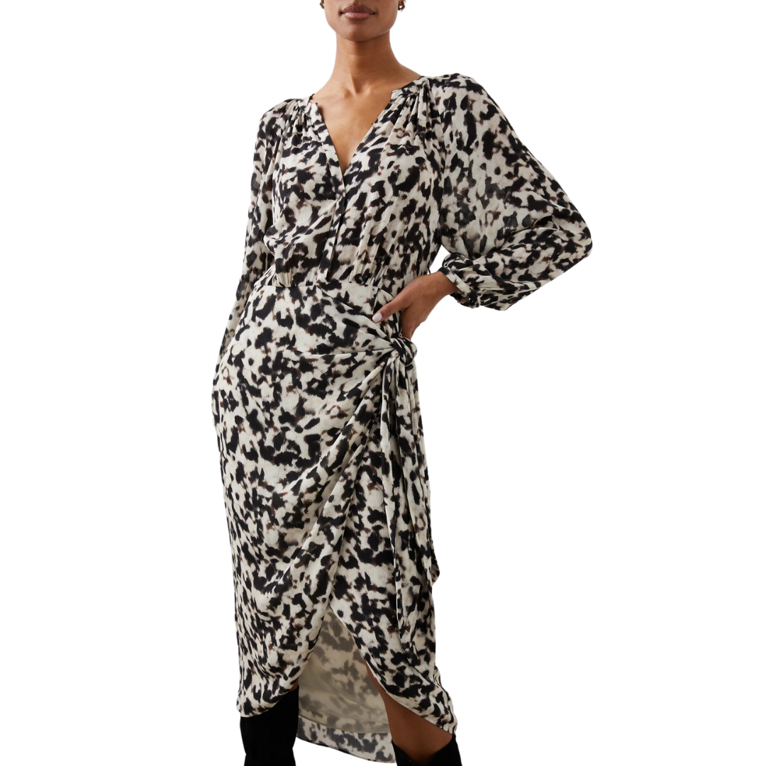 Tyra Dress in Blurred Cheetah