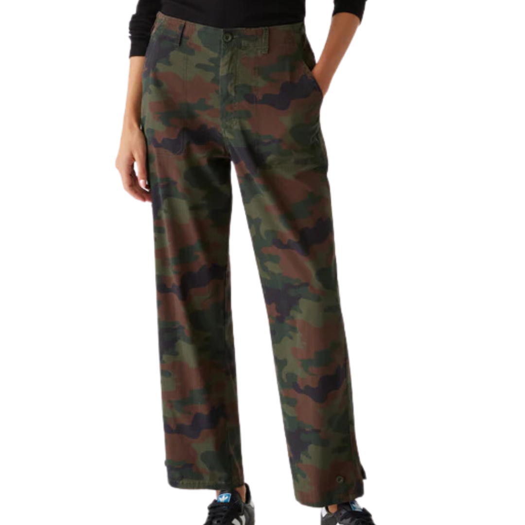Maxine Twill Camo Convertible Pant in Olive Combo