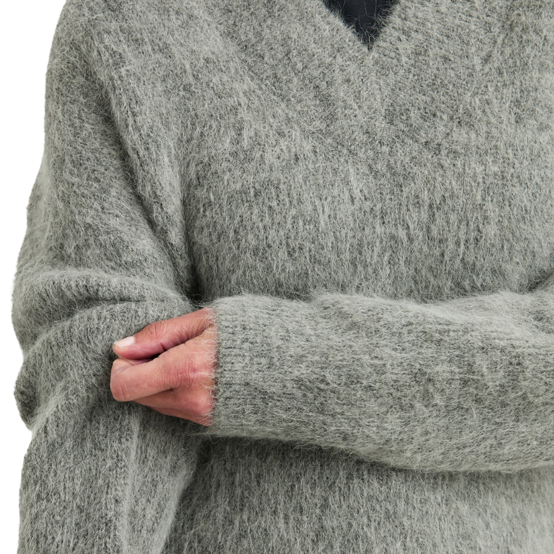 Jodie Sweater in Heather Grey