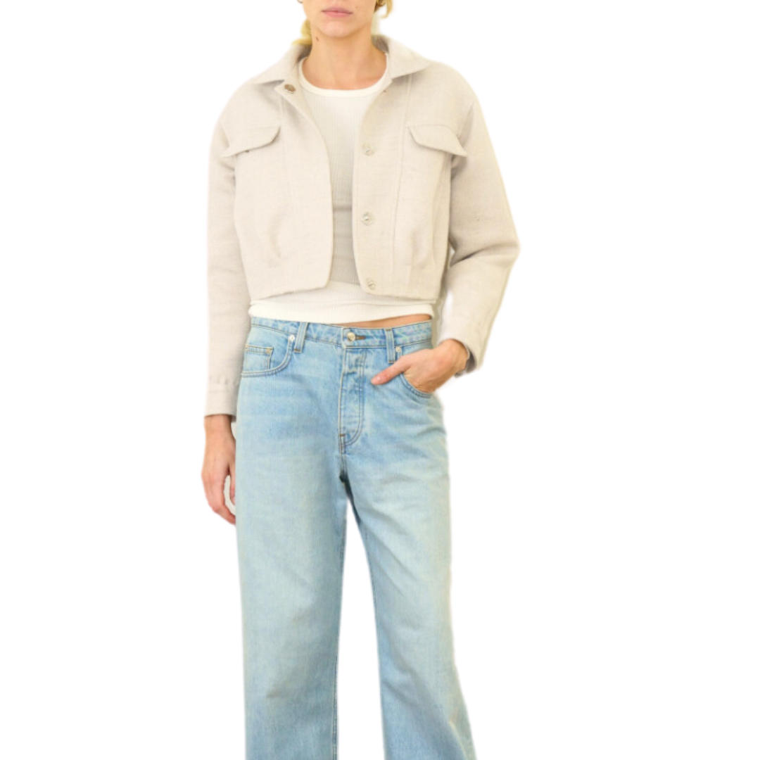 Holis Cropped Pleated Jacket in Bone