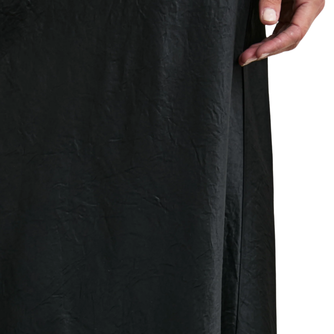 Romina Skirt in Black Crinkle