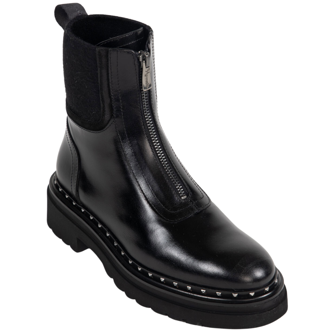 Siena Flat Ankle Boots in Sierra Black