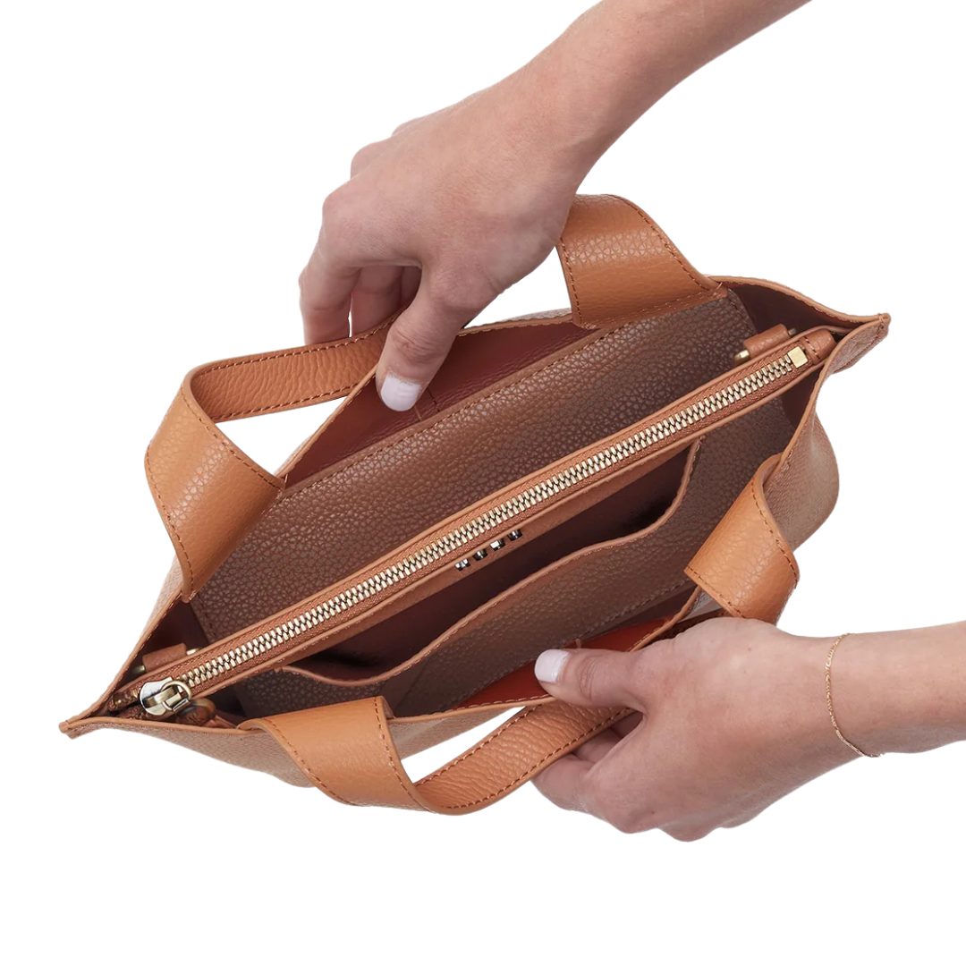Vida Small Tote in Biscuit