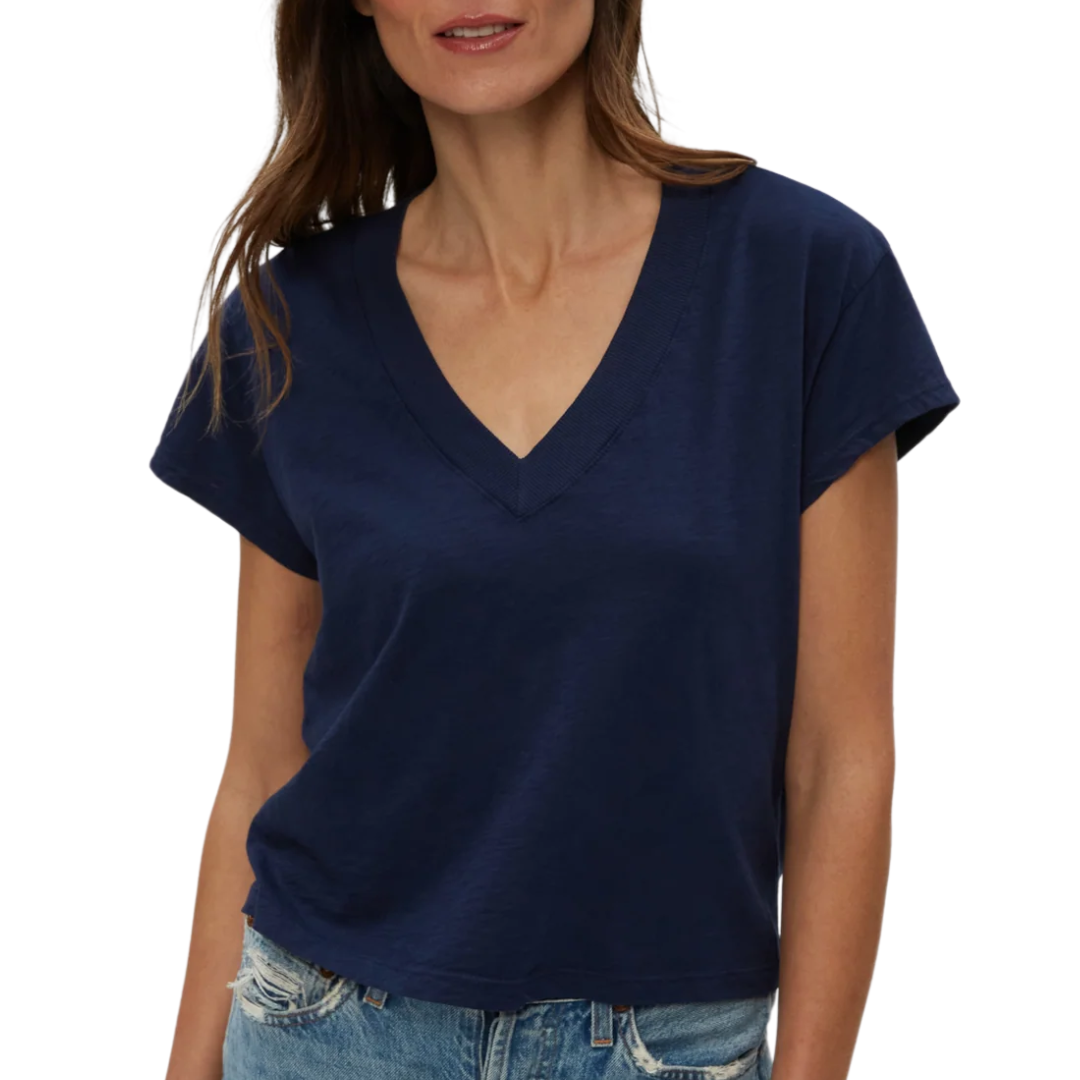 Harlan Cropped V-Neck Tee in Nocturnal