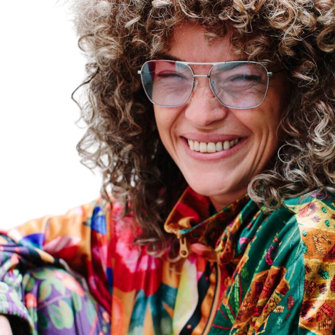 Hooper Reading Glasses in Polished Gunmetal