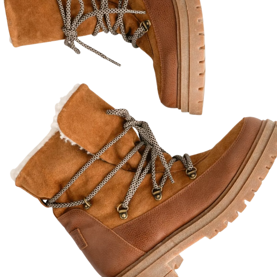 Mountaineer Suede Boot in Tan