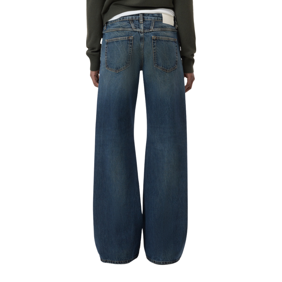 Gillan Wide 30" in Dark Blue