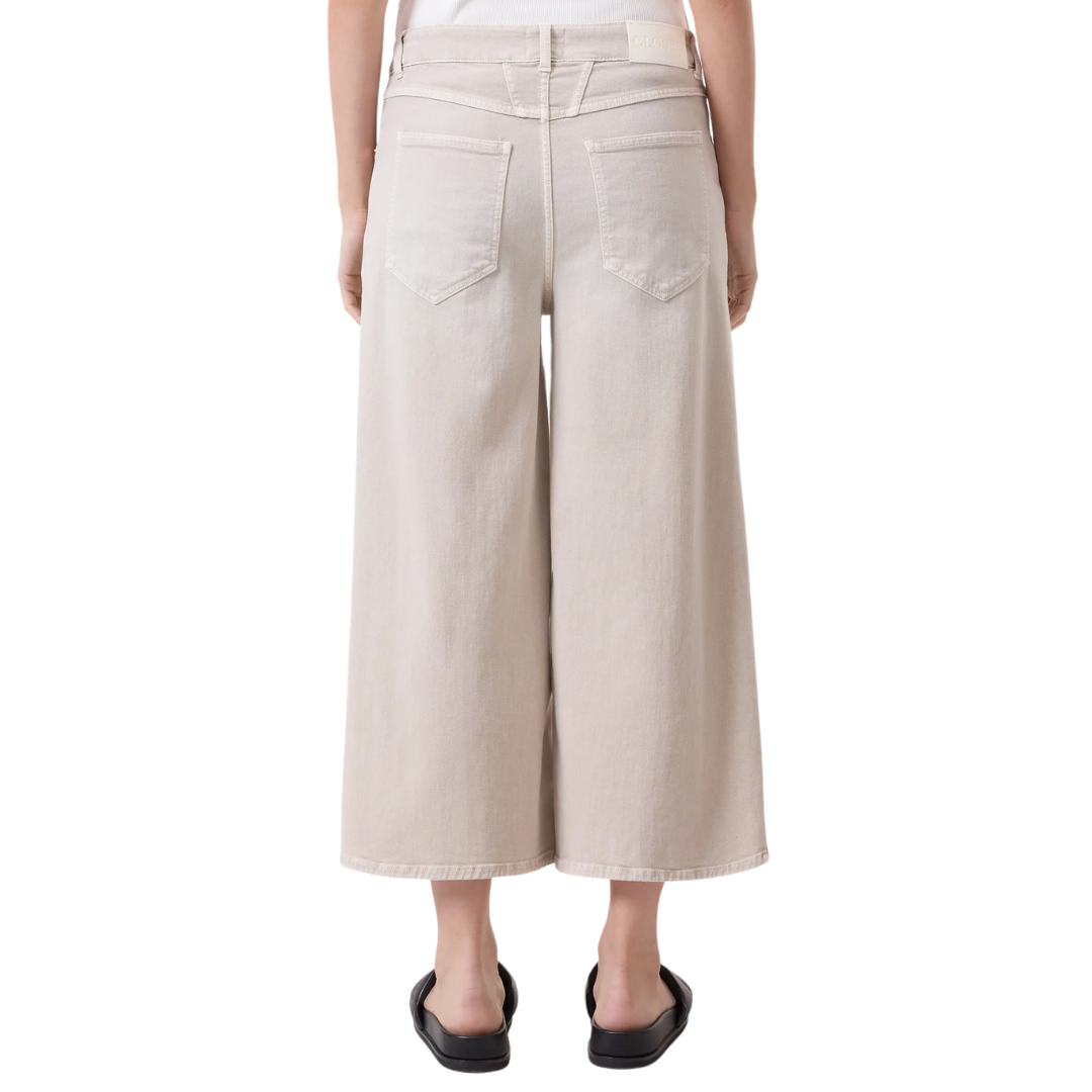 Lyna in Soft Beige