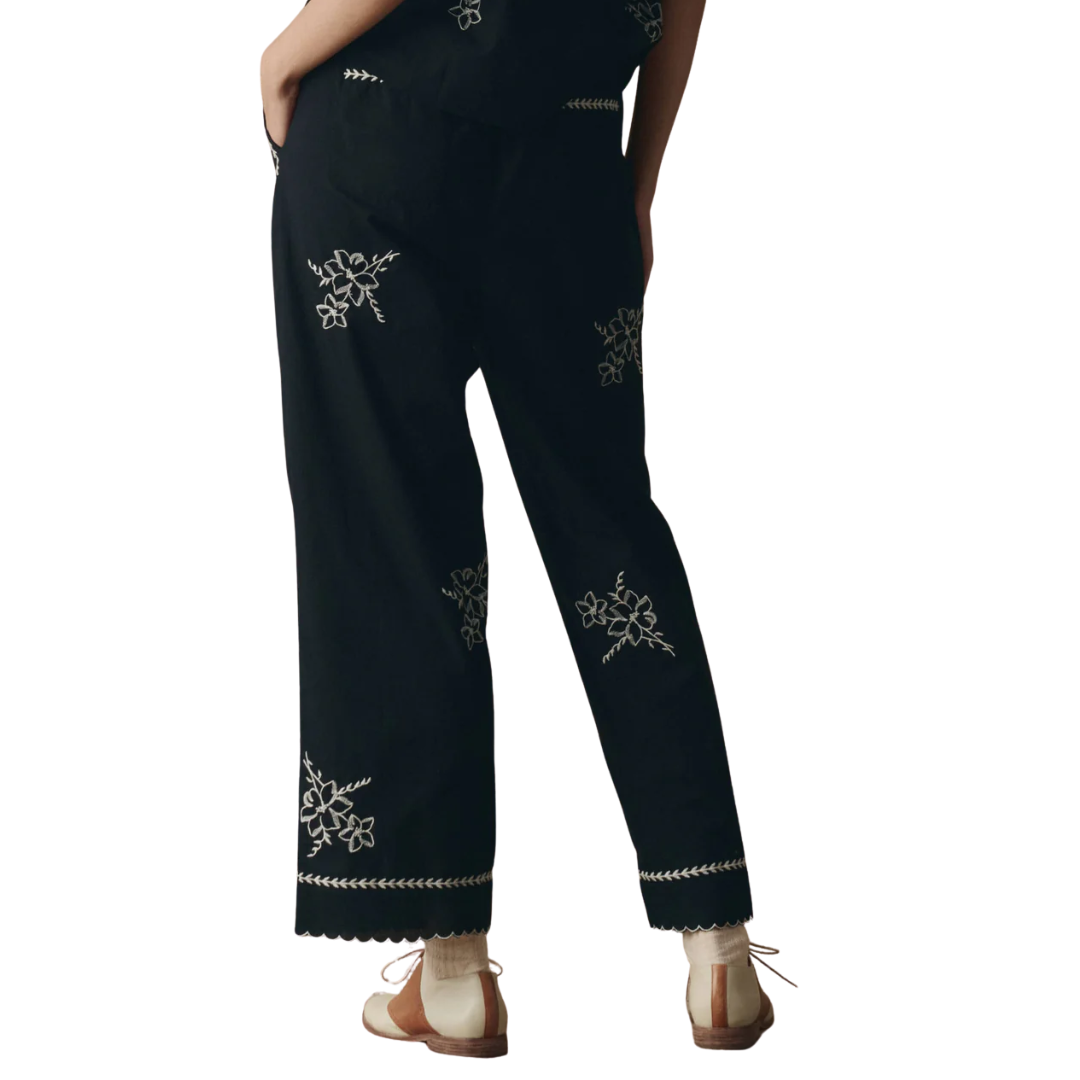 The Weekend Pant W/ Hanky Embroidery in Black