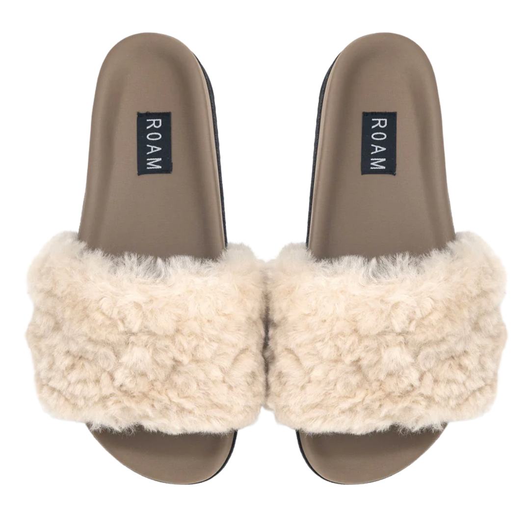 Cloud Shearling Slider in Natural