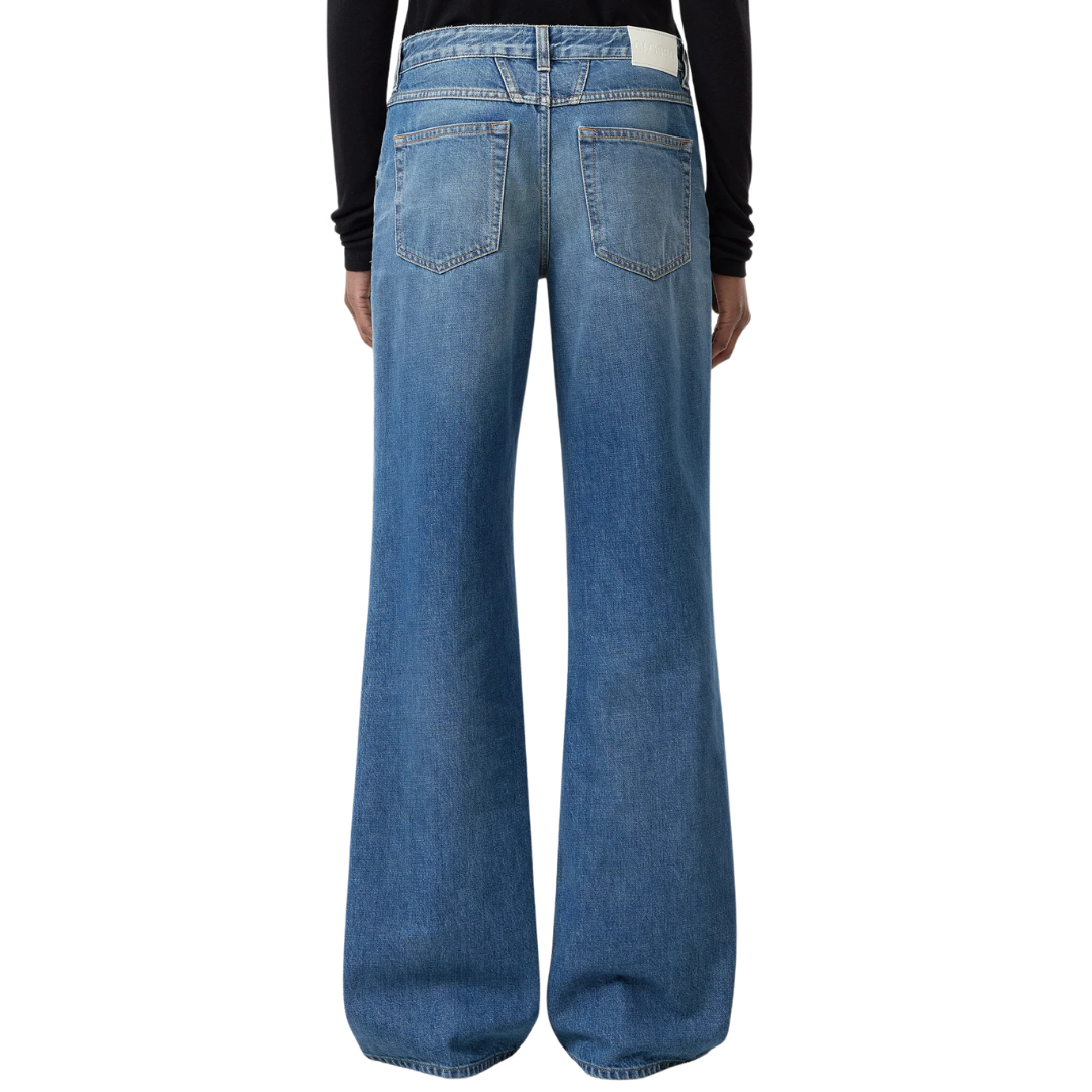 Gillan Wide in Mid Blue