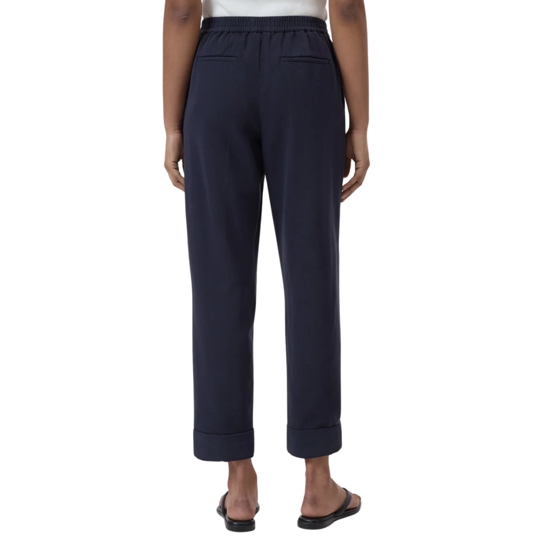 Sondra Pant in Dark Night