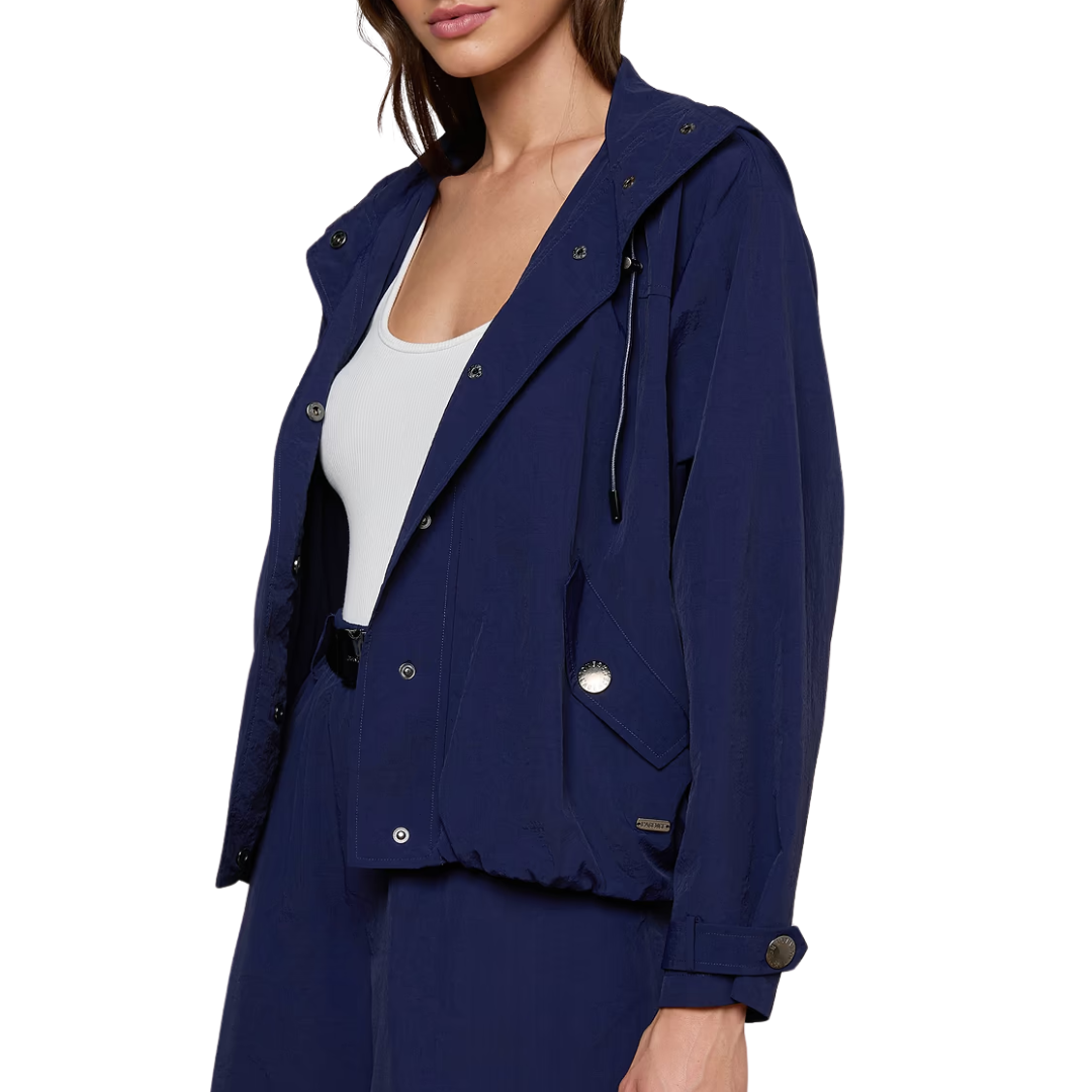 Geovana Hooded Windbreaker in Midnight