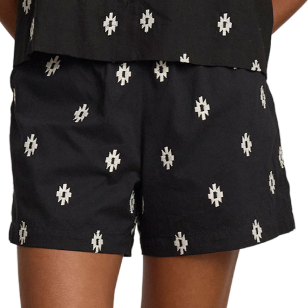 Daphne Shorts in Black