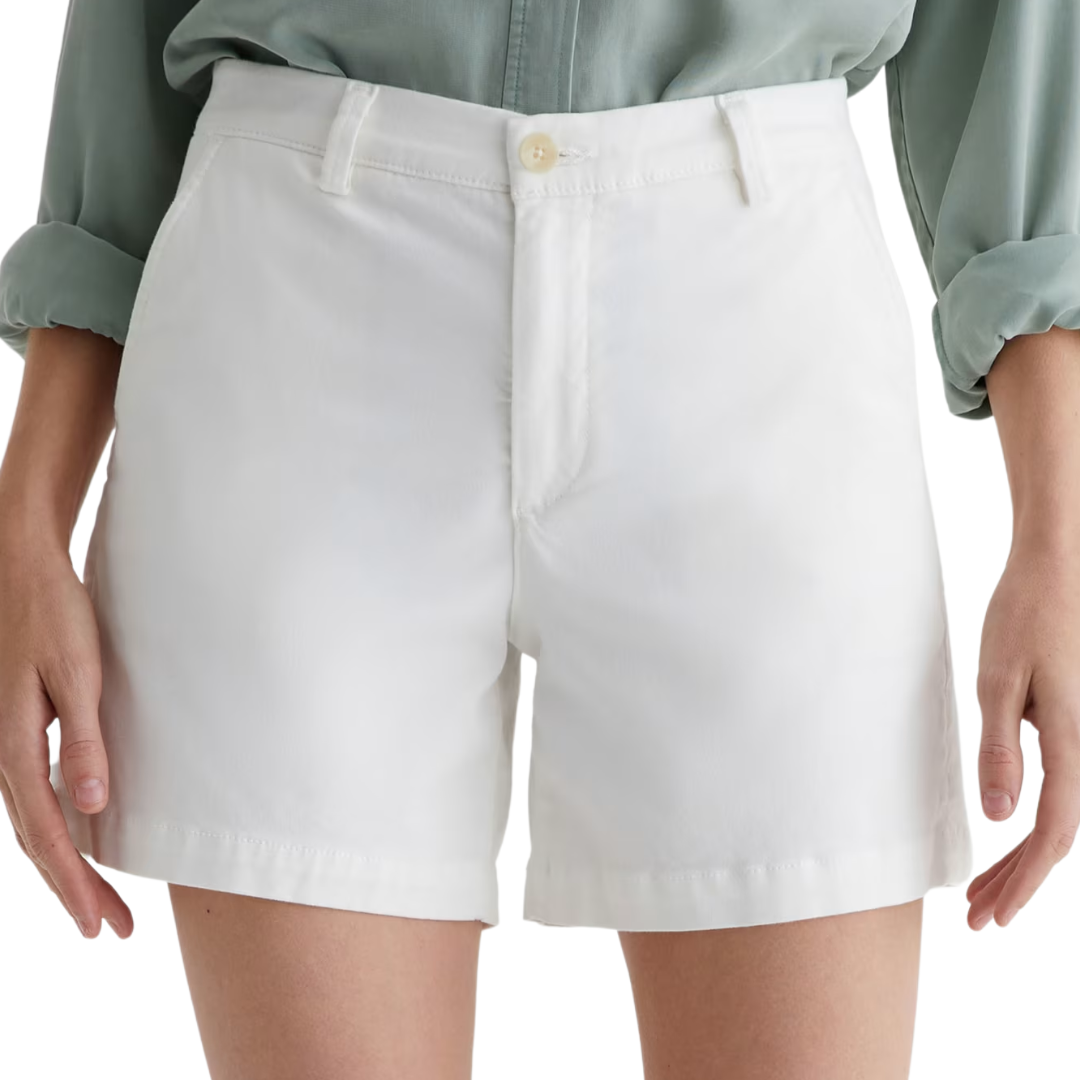 Jude Short in Powder