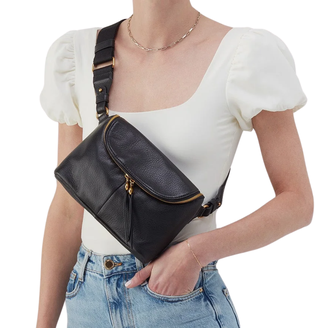 Fern Large Belt Bag in Black