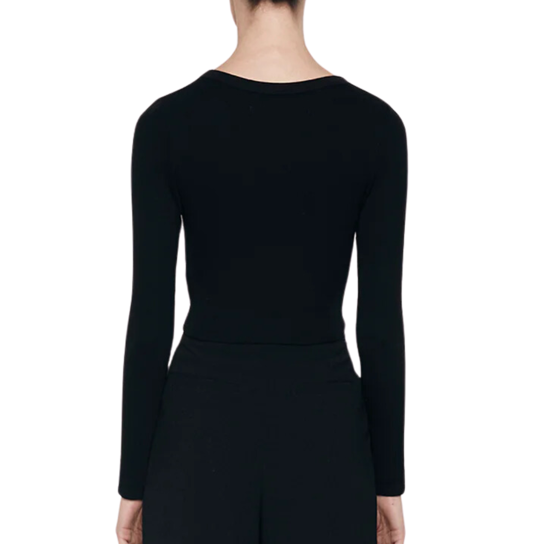 Silk Rib L/S Tuck Top in Black