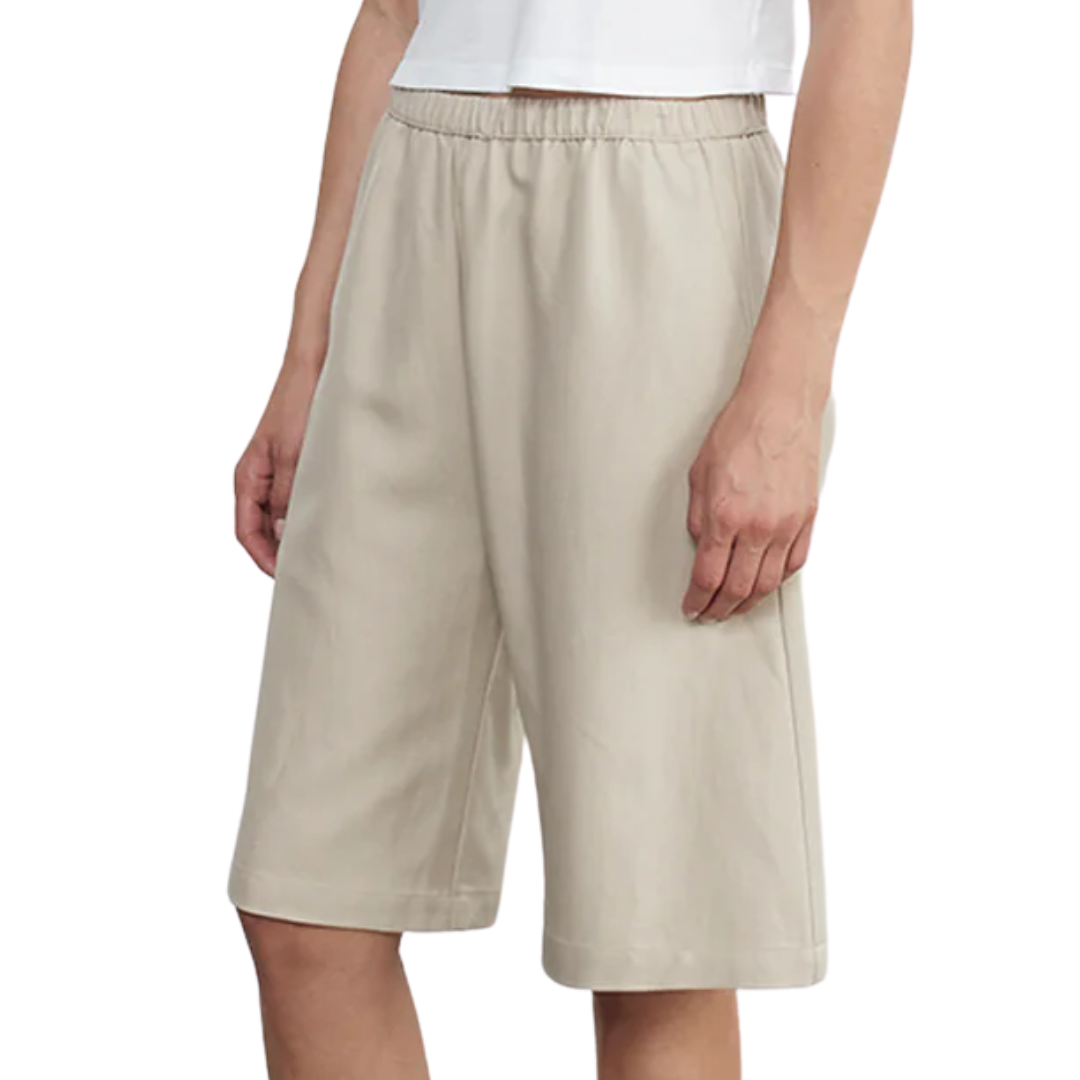 Twill Bermuda Short in Stone