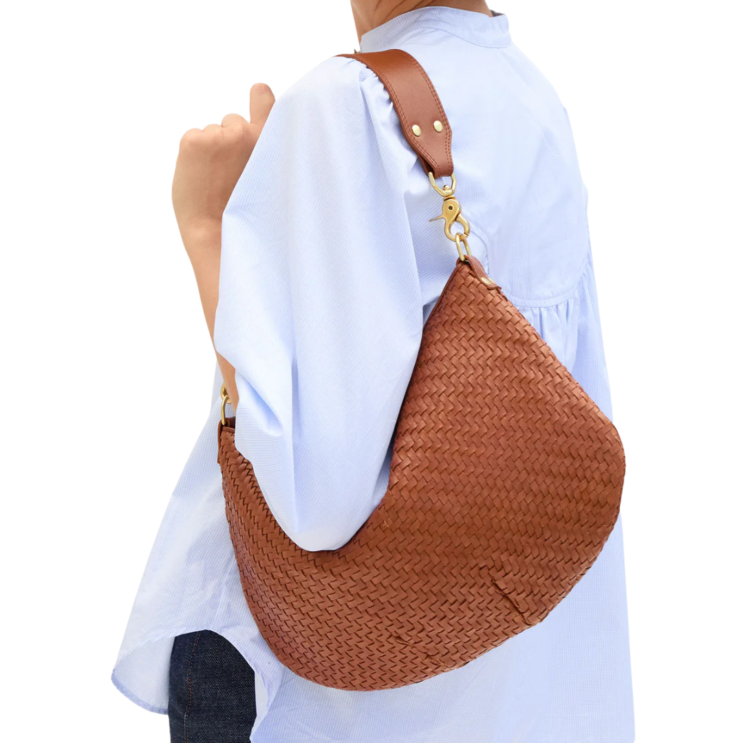 Moyen Messenger in Hazelnut Woven Zig-Zag